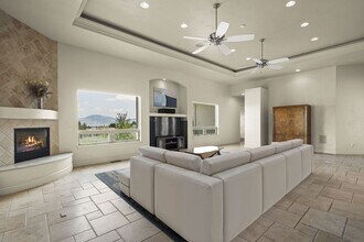 1459 Wolf Run Rd in Reno, NV - Building Photo - Building Photo