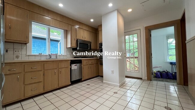 20 Chetwynd Rd, Unit 2
