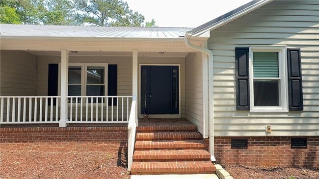 property at 4011 Woods Ct