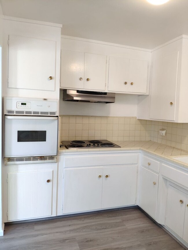 property at 816 Opal Dr