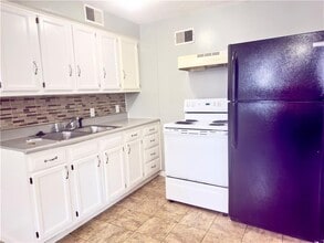 3519 Brodhead Rd in Monaca, PA - Building Photo - Building Photo