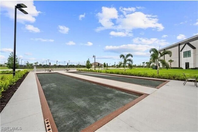 property at 20024 Hartford Blvd