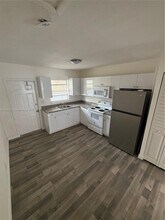 4100 SW 19th St in West Park, FL - Building Photo - Building Photo