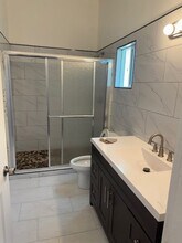 7747 Valmont St in Los Angeles, CA - Building Photo - Building Photo