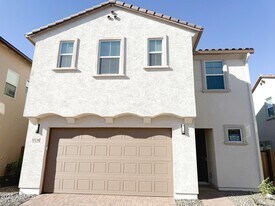 10136 E Ursula Ave in Mesa, AZ - Building Photo