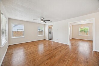 4502 Hain St in Houston, TX - Building Photo - Building Photo