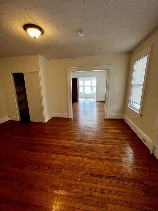 1745 Sanderson Ave, Unit 1 Photo