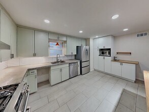 3273 Lackland Rd in Fort Worth, TX - Building Photo - Building Photo