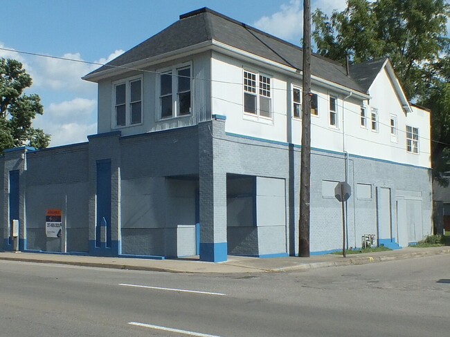 2425 E Michigan St in Indianapolis, IN - Building Photo - Building Photo