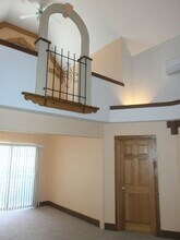 26456 Clare Rd, Unit 2 in Clare, IL - Foto de edificio - Building Photo