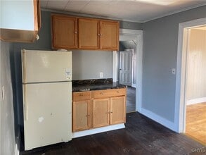 302 N Rutland St in Watertown, NY - Building Photo - Building Photo