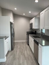 321 Kismet Pkwy W in Cape Coral, FL - Building Photo - Building Photo