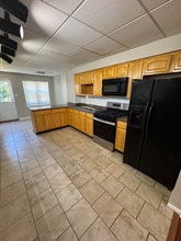 431 Iroquois St in Lester, PA - Building Photo - Building Photo