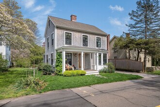 41 Liberty St in Madison, CT - Building Photo - Building Photo