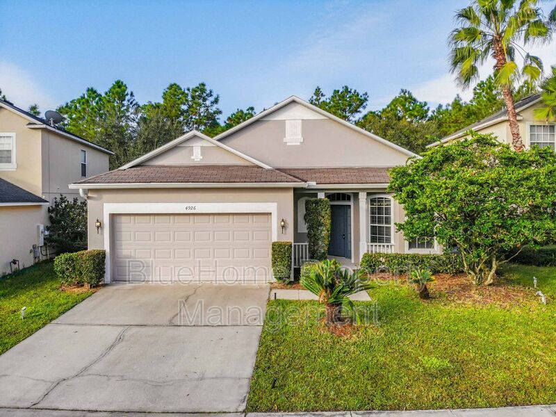 4926 Native Dancer Ln in Orlando, FL - Building Photo
