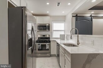 1812 Woodbourne Ave in Baltimore, MD - Building Photo - Building Photo