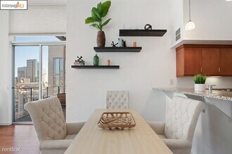 630 Thomas L Berkley Way in Oakland, CA - Building Photo - Building Photo