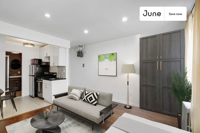 534 E 14th St, Unit 12 in New York, NY - Foto de edificio - Building Photo