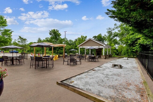 Aspect on the River in Canton, GA - Foto de edificio - Building Photo