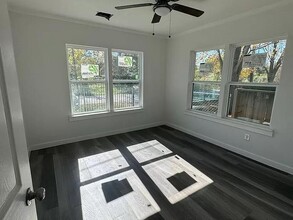 3903 Broyles St in Houston, TX - Building Photo - Building Photo