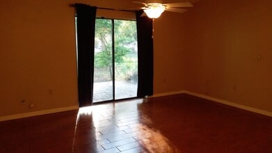 1141 Deer Hollow Pl in Sarasota, FL - Building Photo - Building Photo