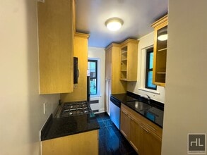 Christopher Street in New York, NY - Foto de edificio - Building Photo