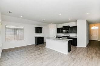 9732 Walnut Cove Dr in Fort Worth, TX - Building Photo - Building Photo