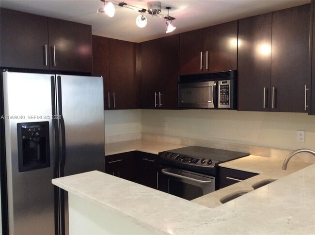 property at 10 Aragon Ave