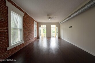 115 W 2nd St in Jacksonville, FL - Building Photo - Building Photo