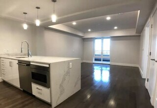 262 Monsignor O'Brien Hwy in Cambridge, MA - Building Photo - Building Photo