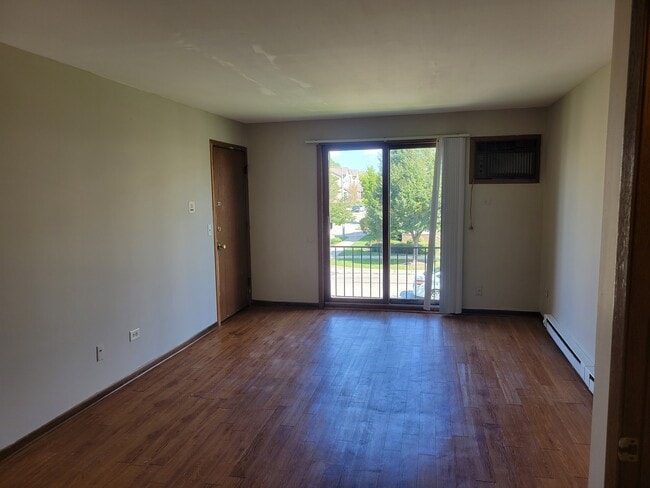1257 Harding Ave in Des Plaines, IL - Building Photo - Building Photo