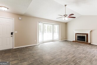 5253 Cherry Hill Ln in Powder Springs, GA - Building Photo - Building Photo