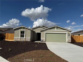 3739 Ming Ave in Bakersfield, CA - Building Photo