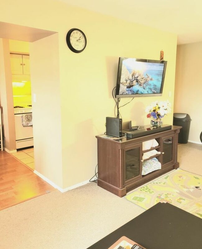 property at 114 Keystone Ct