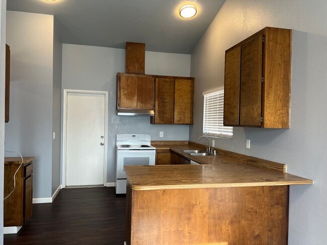 3820 Arlene Ct in Shasta Lake, CA - Building Photo - Building Photo