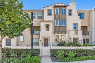 1249 Via Lucero in Oceanside, CA - Building Photo