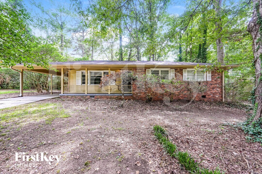 6763 Brookwood Cir in Jonesboro, GA - Building Photo