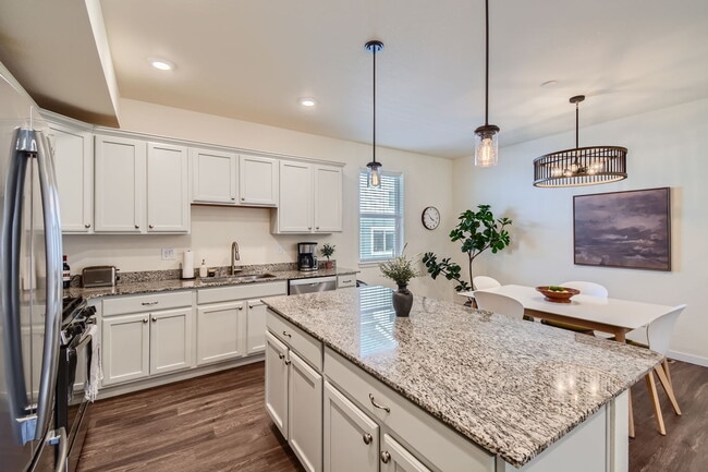 property at 532 W Amherst Ave