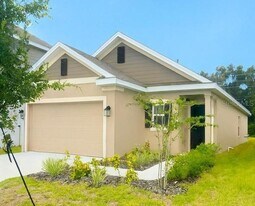 336 Kayden Cv in Winter Haven, FL - Building Photo