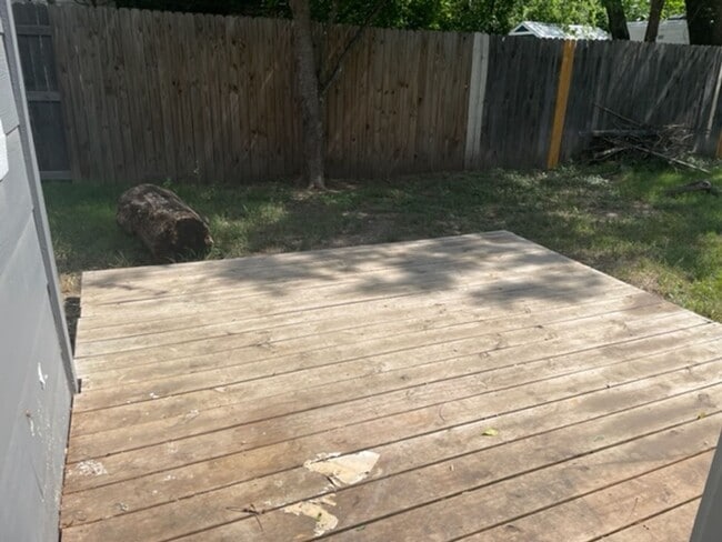 property at 2804 Cedar Park Blvd