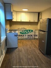 412 E 50th St in Savannah, GA - Building Photo - Building Photo
