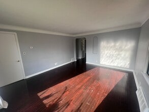 3658 W 107th St in Cleveland, OH - Building Photo - Building Photo