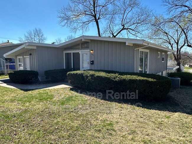 6006 N Howard Ave in Kansas City, MO - Building Photo - Building Photo