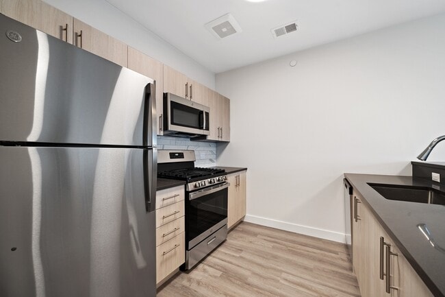 property at 72 S Essex Ave