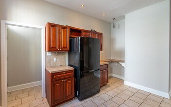 1121 S 13th St in Philadelphia, PA - Building Photo - Building Photo