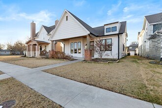315 E Freeport St in Broken Arrow, OK - Building Photo - Building Photo
