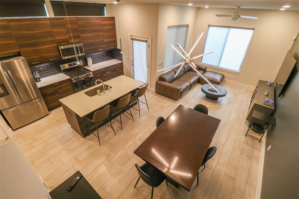 2307 Clementine St in Houston, TX - Building Photo