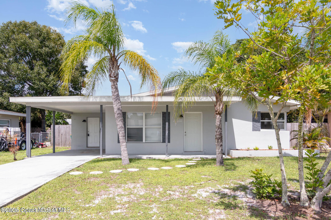 2360 Apache Dr in Melbourne, FL - Building Photo