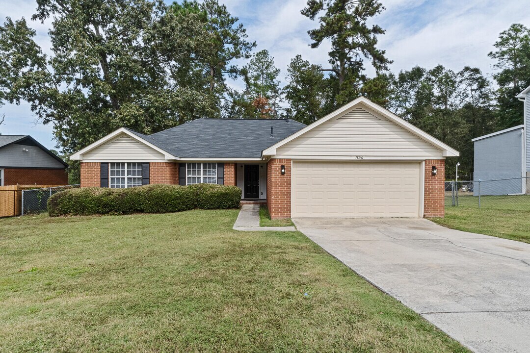 1856 S Barton Dr in Augusta, GA - Building Photo