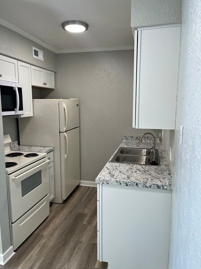 505 Clough St in Bowling Green, OH - Building Photo - Building Photo